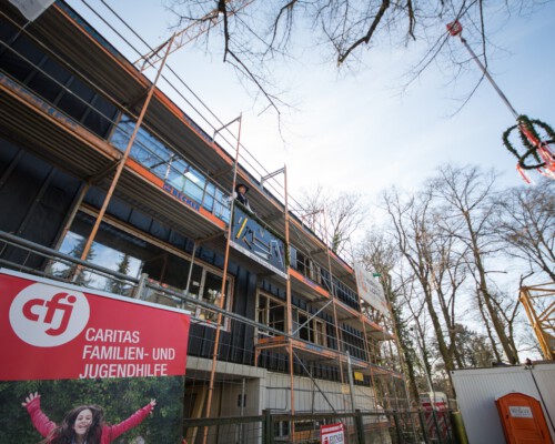 Richtfest des Caritas Kinder- und Jugendhauses Marthastraße 10,
13156 Berlin